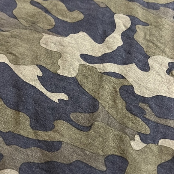Express Stretchy soft T-shirt - Camo Print - Picture 2 of 5